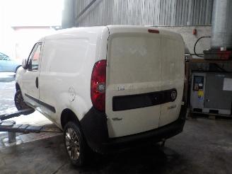 Fiat Doblo Doblo Cargo (263) Van 1.6 D Multijet (198.A.3000) [77kW]  (02-2010/07-=
2022) picture 4