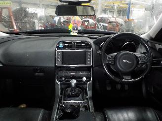 Jaguar XE XE Sedan 2.0 D E-Performance 16V (204DTD(AJ20D4)) [120kW]  (03-2015/..=
=2E) picture 5