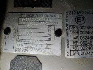 Fiat 500 500 (312) Hatchback 0.9 TwinAir 85 (312.A.2000) [63kW]  (07-2010/...) picture 6