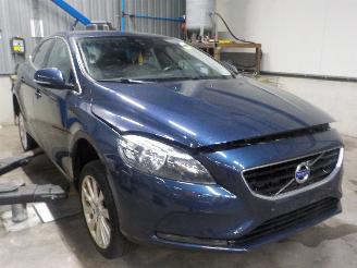 Volvo V-40 V40 (MV) 1.6 D2 (D4162T) [84kW]  (03-2012/12-2016) picture 2