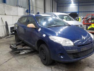 Renault Mégane Megane III Grandtour (KZ) Combi 5-drs 1.6 16V (K4M-848(K4M-P8)) [74kW]=
  (05-2009/02-2016) picture 2