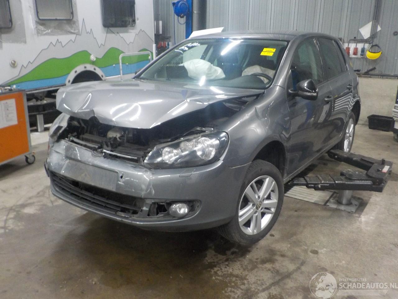 Volkswagen Golf Golf VI (5K1) Hatchback 1.2 TSI BlueMotion (CBZB) [77kW]  (11-2008/11-=
2012)