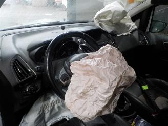 Ford B-Max B-Max (JK8) MPV 1.0 EcoBoost 12V 100 (SFJA(Euro 5)) [74kW]  (10-2012/.=
=2E.) picture 5