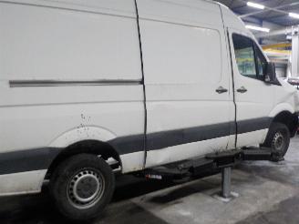 Volkswagen Crafter Crafter Van 2.5 TDI 30/32/35/46/50 (BJK) [80kW]  (04-2006/07-2011) picture 3