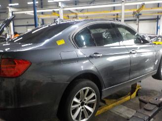 BMW 3-serie 3 serie (F30) Sedan 320i 1.6 16V EfficientDynamicsEdition (N13-B16A) [=
125kW]  (04-2012/06-2016) picture 3