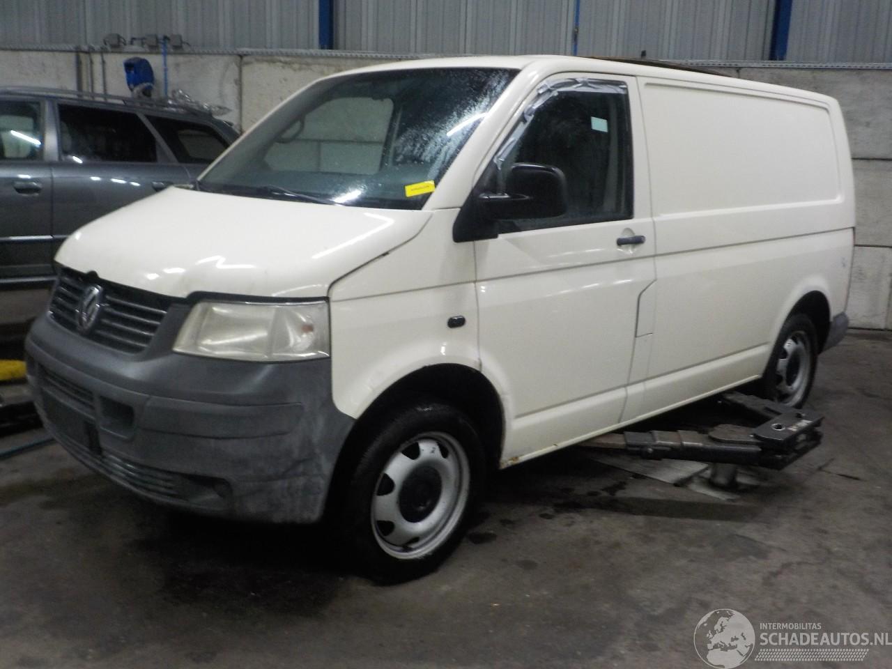 Volkswagen Transporter Transporter T5 Van 2.5 TDi (AXD) [96kW]  (04-2003/11-2009)