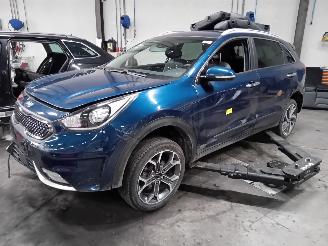 demontáž osobní automobily Kia Niro Niro I (DE) SUV 1.6 GDI Hybrid (G4LE) [104kW]  (09-2016/08-2022) 2019/3