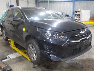 Kia Cee d Ceed Sportswagon (CDF) Combi 5-drs 1.5 T-GDI 16V (G4LH) [118kW]  (01-2=
021/...) picture 2