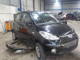 Hyundai I-10 i10 (F5) Hatchback 1.1i 12V (G4HG) [49kW]  (01-2008/12-2013) picture 2