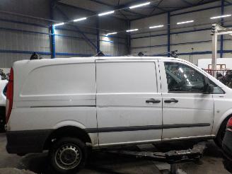 Mercedes Vito Vito (639.6) Van 2.2 116 CDI 16V Euro 5 (OM651.940) [120kW]  (09-2010/=
=2E..) picture 3