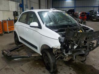 Renault Twingo Twingo III (AH) Hatchback 5-drs 1.0 SCe 70 12V (H4D-400(H4D-A4)) [52kW=
]  (09-2014/...) picture 2