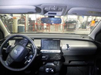 Citroën C4 C4 Cactus (0B/0P) Hatchback 5-drs 1.2 PureTech 82 12V (EB2F(HMZ)) [60k=
W]  (09-2014/...) picture 5