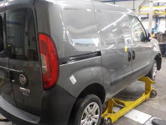 Fiat Doblo Doblo Cargo (263) Van 1.6 D Multijet (263.A.8000) [77kW]  (02-2010/07-=
2022) picture 3
