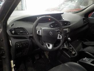 Renault Scenic Scénic III (JZ) MPV 1.5 dCi 110 (K9K-J836) [81kW]  (04-2009/05-2016)= picture 5