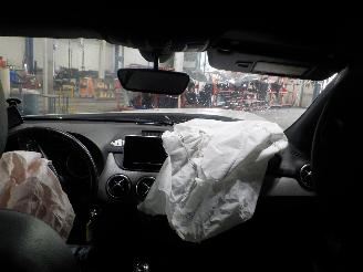 Mercedes B-klasse B (W246,242) Hatchback 1.8 B-180 CDI BlueEFFICIENCY 16V (OM651.901) [8=
0kW]  (11-2011/...) picture 5