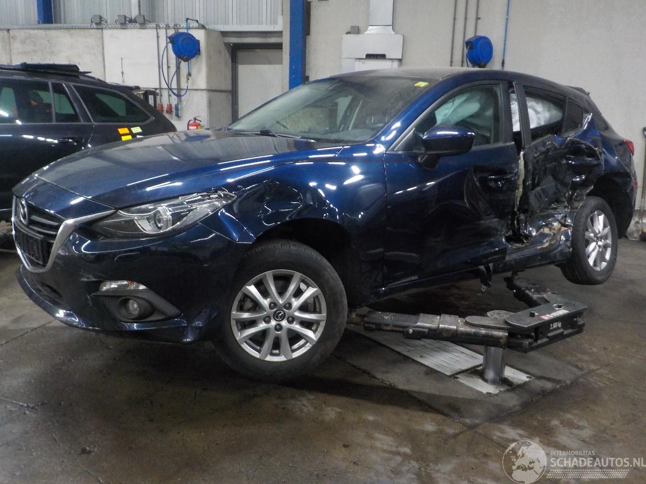 Mazda 3 3 (BM/BN) Hatchback 2.0 SkyActiv-G 120 16V (PEY5) [88kW]  (09-2013/05-=
2019)