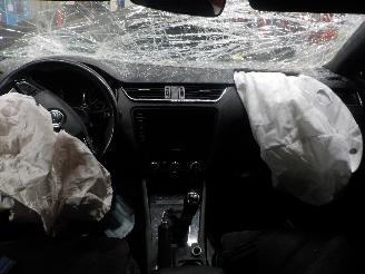 Skoda Octavia Octavia Combi (5EAC) Combi 5-drs 2.0 TDI RS 16V (CUNA) [135kW]  (05-20=
13/07-2020) picture 5