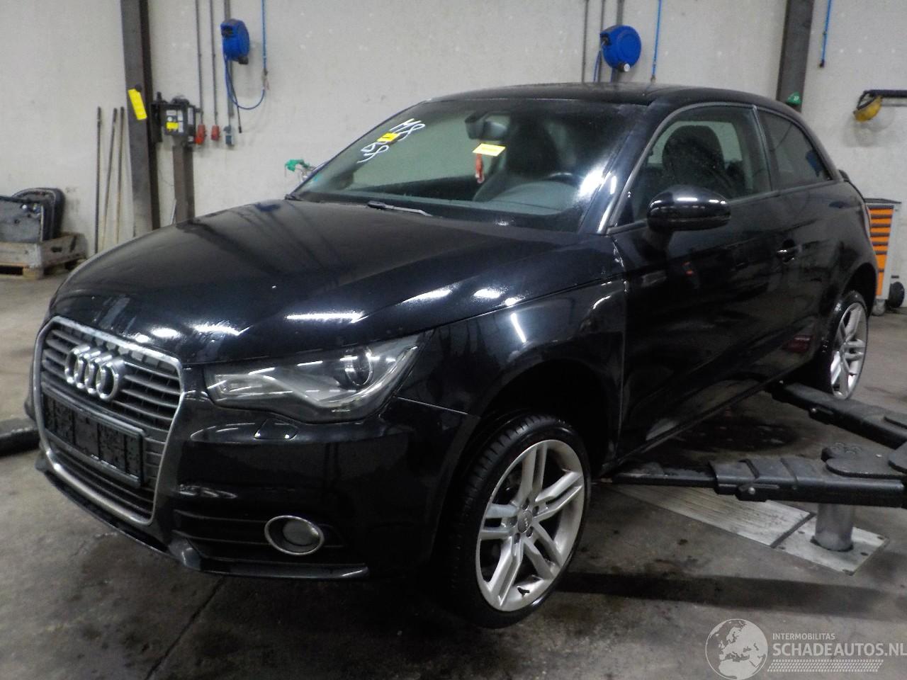 Audi A1 A1 (8X1/8XK) Hatchback 3-drs 1.6 TDI 16V (CAYB) [66kW]  (03-2011/04-20=
15)