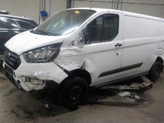Autoverwertung Ford Transit Transit Custom Van 2.0 TDCi 16V Eco Blue 130 (YMFA) [96kW]  (12-2015/1=
2-2023) 2018