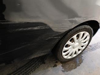 Ford Fiesta Fiesta 6 (JA8) Hatchback 1.0 SCI 12V 80 (P4JC) [59kW]  (10-2012/06-201=
7) picture 24