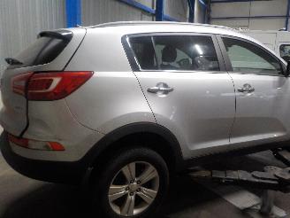 Kia Sportage Sportage (SL) Terreinwagen 2.0 CRDi 16V VGT 4x4 (D4HA) [100kW]  (07-20=
10/02-2016) picture 3
