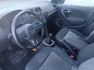 Volkswagen Polo Polo V (6R) Hatchback 1.2 TDI 12V BlueMotion (CFWA(Euro 5)) [55kW]  (1=
0-2009/05-2014) picture 9