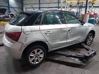 Audi A1 A1 Sportback (8XA/8XF) Hatchback 5-drs 1.4 TFSI 16V 122 (CAXA(Euro 5))=
 [90kW]  (11-2011/04-2015) picture 3