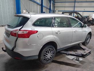 Ford Focus Focus 3 Wagon Combi 1.6 TDCi 115 (T1DA(Euro 5)) [85kW]  (05-2011/05-20=
18) picture 3