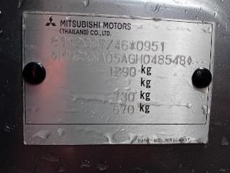 Mitsubishi Space-star Space Star (A0) Hatchback 1.0 12V (3A90(Euro 5)) [52kW]  (05-2012/...)= picture 6