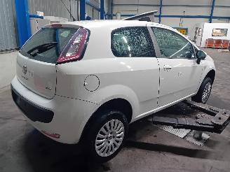 Fiat Punto Punto Evo (199) Hatchback 1.3 JTD Multijet 85 16V (199.B.4000(Euro 5))=
 [62kW]  (10-2009/02-2012) picture 3