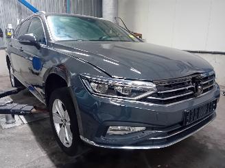 Volkswagen Passat Passat Variant (3G5) Combi 2.0 R 16V 4Motion (DNFE) [206kW]  (05-2015/=
03-2024) picture 2