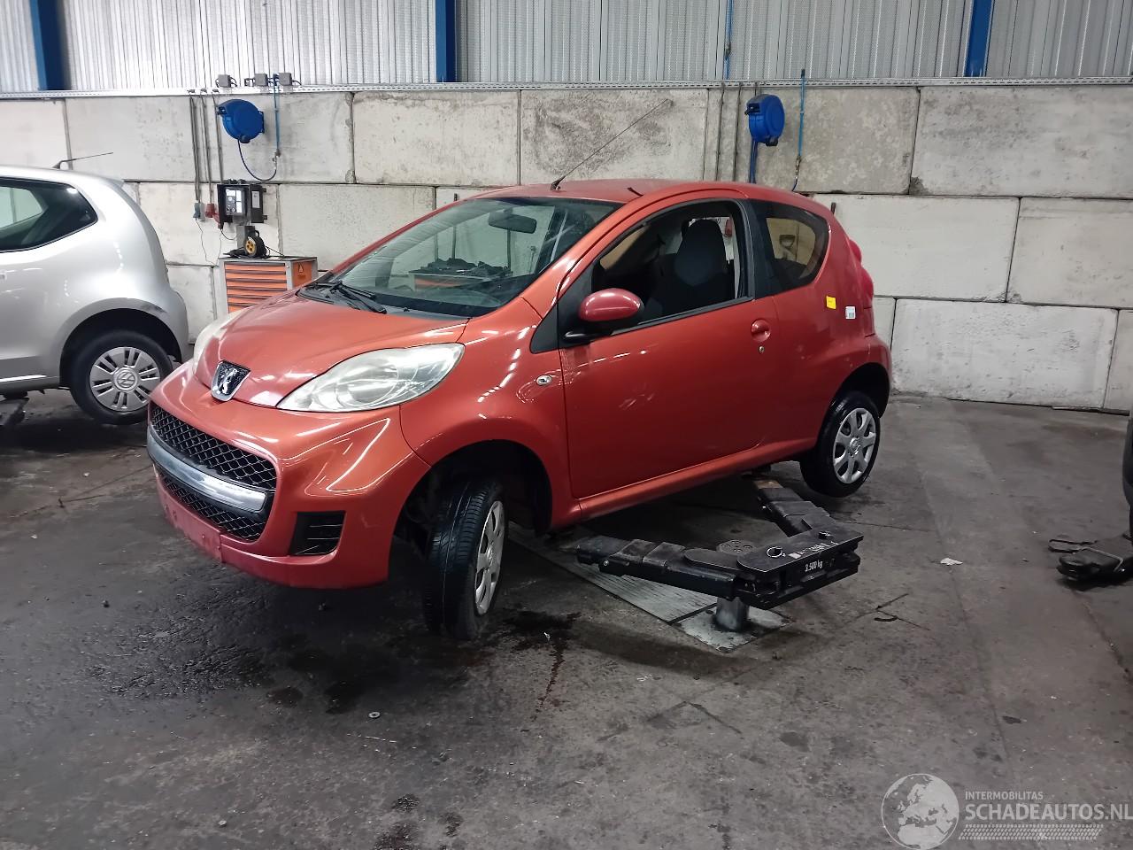 Peugeot 107 107 Hatchback 1.0 12V (384F(1KR)) [50kW]  (06-2005/05-2014)