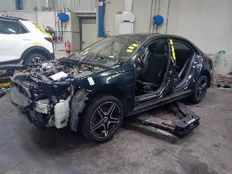 demontáž osobní automobily Mercedes A-klasse A Limousine (177.1) Sedan 1.3 A-200 Turbo (M282.914) [120kW]  (09-2018=
/12-2026) 2018