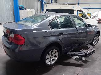 BMW 3-serie 3 serie (E90) Sedan 318i 16V (N46-B20B) [95kW]  (09-2005/03-2007) picture 3