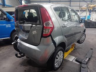 Suzuki Splash Splash MPV 1.2 16V (K12B) [63kW]  (01-2008/08-2010) picture 3