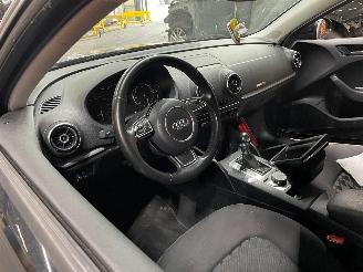 Audi A3 A3 Sportback (8VA/8VF) Hatchback 5-drs 1.4 TFSI 16V e-tron (CUKB(Euro =
6)) [110kW]  (05-2014/10-2020) picture 5
