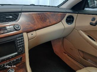 Mercedes CLS CLS (C219) Sedan 350 CGI 3.5 V6 24V (M272.985) [215kW]  (04-2006/12-20=
10) picture 19