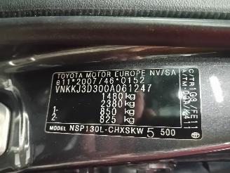 Toyota Yaris Yaris III (P13) Hatchback 1.33 16V Dual VVT-I (1NRFE) [73kW]  (09-2011=
/09-2020) picture 6