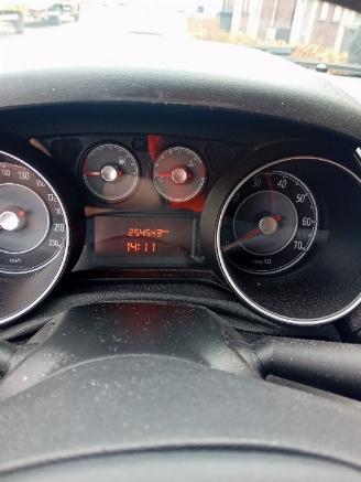 Fiat Punto Punto III (199) Hatchback 0.9 TwinAir (312.A.2000) [63kW]  (03-2012/..=
=2E) picture 2