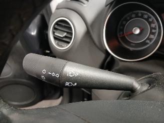 Fiat Punto Punto III (199) Hatchback 0.9 TwinAir (312.A.2000) [63kW]  (03-2012/..=
=2E) picture 13