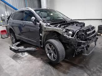 Volkswagen Tiguan Tiguan Allspace (BW2) SUV 1.5 TSI 16V Evo BlueMotion Technology (DADA)=
 [110kW]  (09-2018/...) picture 2