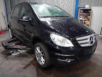 Mercedes B-klasse B (W245) Hatchback 2.0 B-180 CDI 16_V (OM640.940) [80kW]  (03-2005/09-=
2011) picture 2