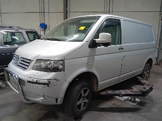 Vrakbiler auto Volkswagen Transporter Transporter T5 Van 2.5 TDi (BNZ) [96kW]  (04-2003/11-2009) 2007/0