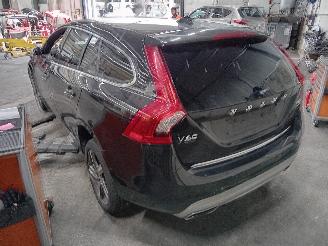 Volvo V-60 V60 I (FW/GW) Combi 2.4 D6 20V Plug-in Hybrid AWD (D82PHEV) [206kW]  (=
06-2012/12-2015) picture 4