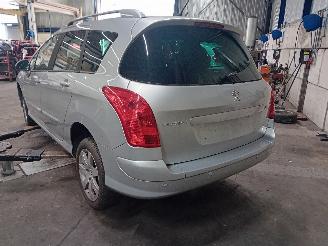 Peugeot 308 308 SW (4E/H) Combi 5-drs 1.6 HDiF 16V (DV6C(9HD)) [84kW]  (03-2013/10=
-2014) picture 4