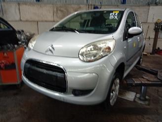 Vrakbiler auto Citroën C1 C1 Hatchback 1.0 12V (384F(CFA)) [50kW]  (06-2005/09-2014) 2009/0