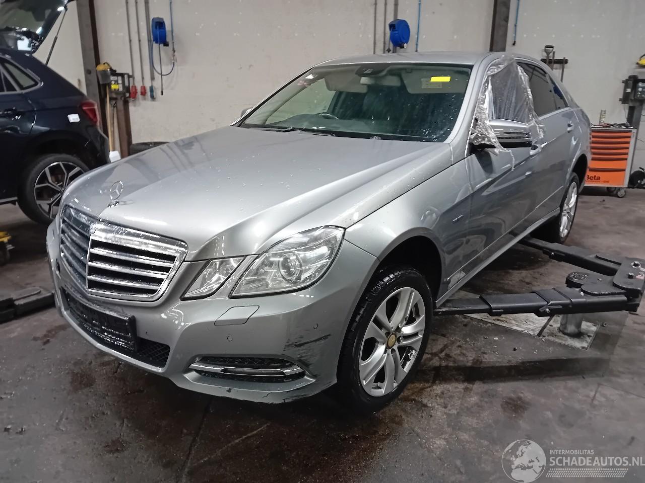 Mercedes E-klasse E (W212) Sedan E-350 CDI BlueEfficiency 3.0 V6 24V (OM642.852) [195kW]=
  (03-2011/12-2015)