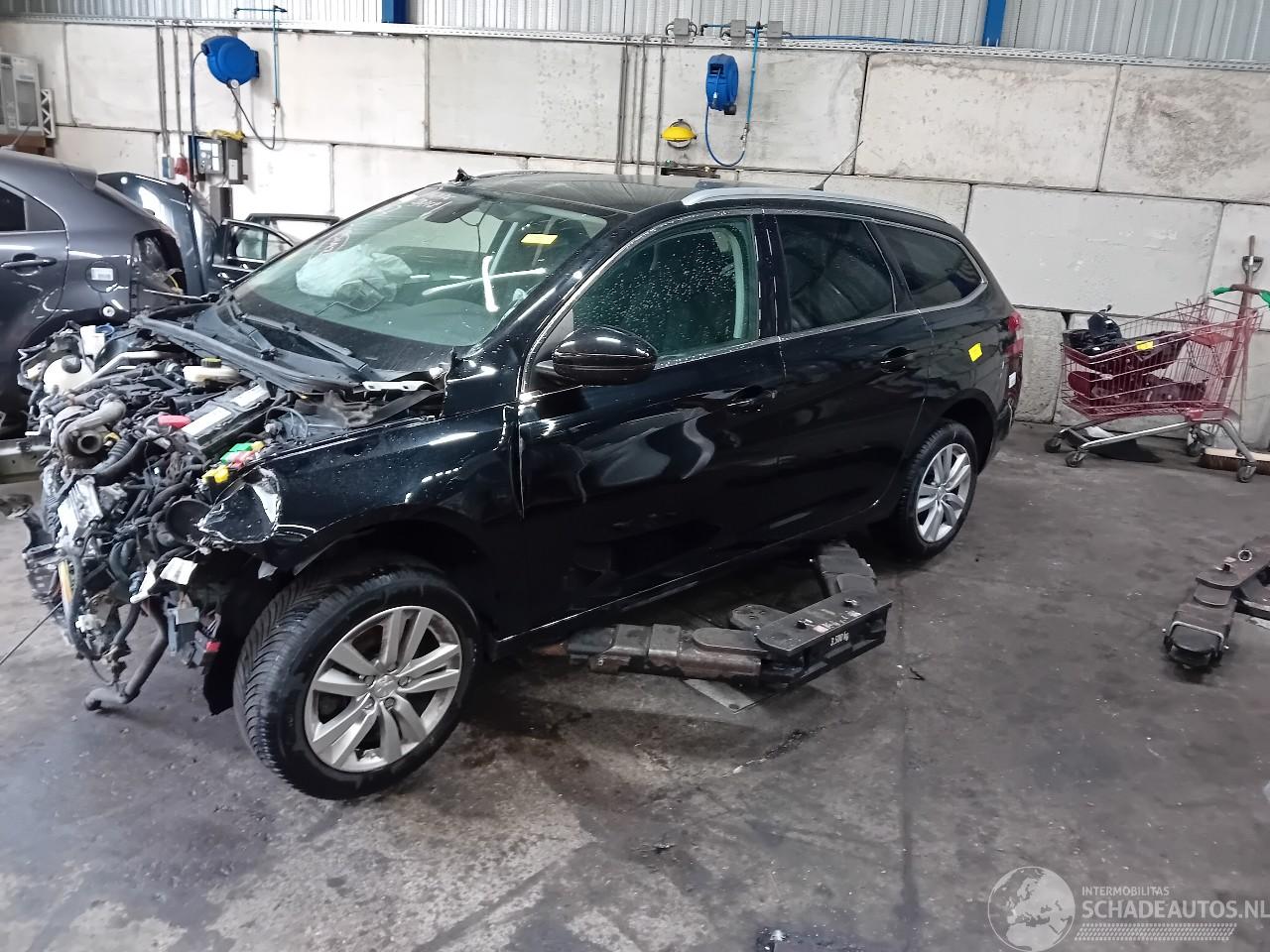 Peugeot 308 308 SW (L4/L9/LC/LJ/LR) Combi 5-drs 1.6 BlueHDi 120 (DV6FC(BHZ)) [88kW=
]  (03-2014/12-2021)