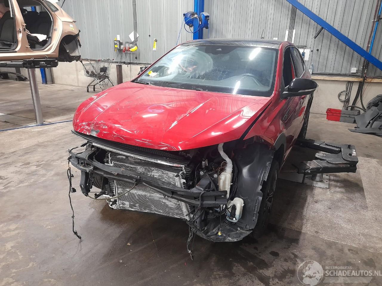 Volkswagen Taigo Taigo SUV 1.0 TSI 110 12V (DLAA) [81kW]  (09-2021/03-2024)