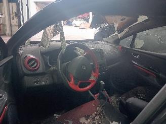 Renault Clio Clio IV (5R) Hatchback 5-drs 0.9 Energy TCE 90 12V (H4B-400(H4B-A4)) [=
66kW]  (11-2012/08-2021) picture 5